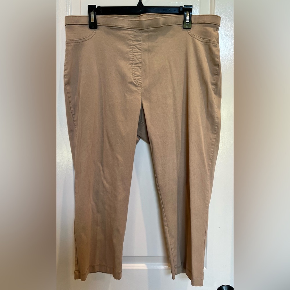 Basic Editions Khaki Capris XXL